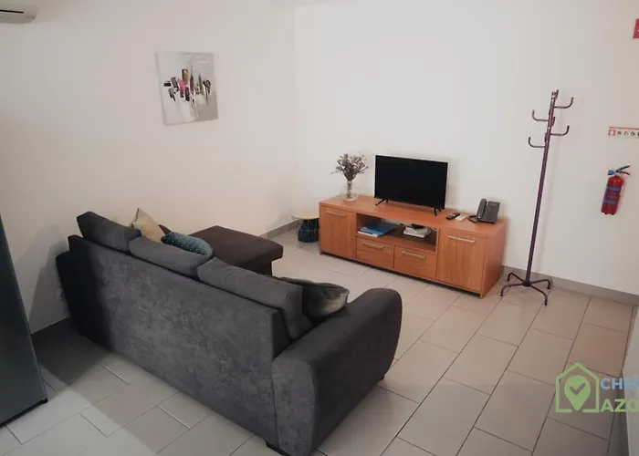 E Acolhedor, Ideal Relaxar Angra do Heroísmo